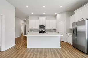 601 Los Olives Ln, Liberty Hill, TX 78641 - Photo 13