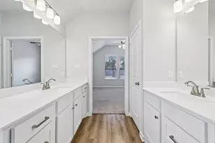 601 Los Olives Ln, Liberty Hill, TX 78641 - Photo 31