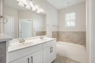 13400 Briarwick Dr, Austin, TX 78729 - Photo 25