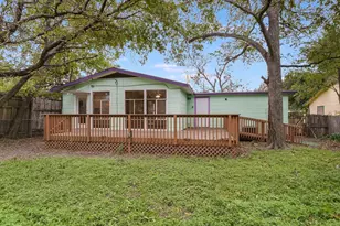112 E Skyview Rd, Austin, TX 78752 - Photo 9