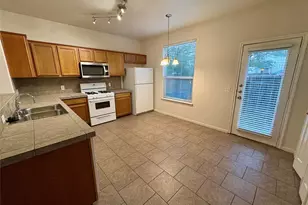 2409 Allred Dr, Austin, TX 78748 - Photo 9