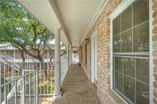 1240 Barton Hills Dr, Austin, TX 78704 - Photo 23