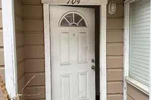 2304 Mission Hill Dr, Austin, TX 78741 - Photo 3