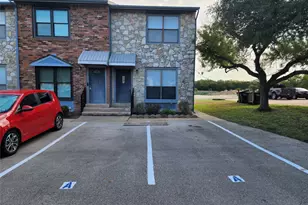 3005 Whisper Oaks Ln, Georgetown, TX 78628 - Photo 11