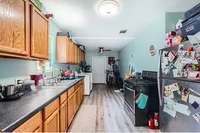 5605 Tura Lane, Austin, TX 78721 - Photo 9