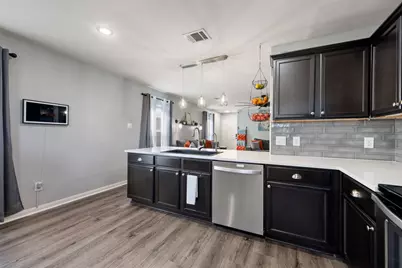316 Continential Avenue, Liberty Hill, TX 78642 - Photo 17