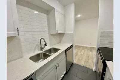 807 Blanco Street #304, Austin, TX 78703 - Photo 9