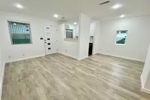 807 Blanco St, Austin, TX 78703 - Photo 5