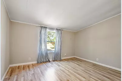 17398 Benton City Road, Von Ormy, TX 78073 - Photo 15