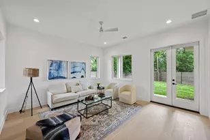 3614 Abbate Cir, Austin, TX 78721 - Photo 1