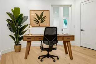 3614 Abbate Cir, Austin, TX 78721 - Photo 9