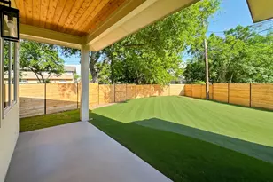3614 Abbate Cir, Austin, TX 78721 - Photo 21
