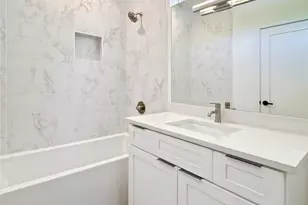 3614 Abbate Cir, Austin, TX 78721 - Photo 13