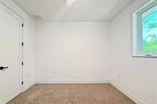 3614 Abbate Cir, Austin, TX 78721 - Photo 17