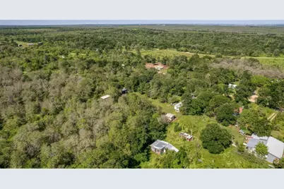201 Fawn Ridge Road, Cedar Creek, TX 78612 - Photo 11