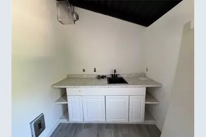 17702 Sandy Lane, Jonestown, TX 78645 - Photo 9