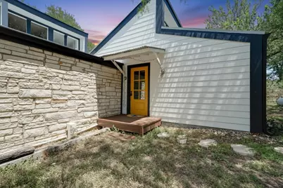 150 Lakeview Drive, Del Valle, TX 78617 - Photo 1