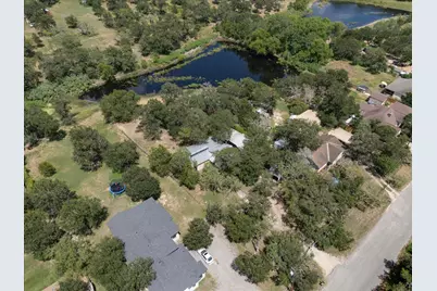 150 Lakeview Drive, Del Valle, TX 78617 - Photo 31