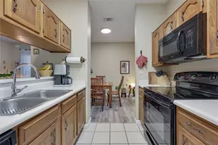 3011 Fruth St, Austin, TX 78705 - Photo 5