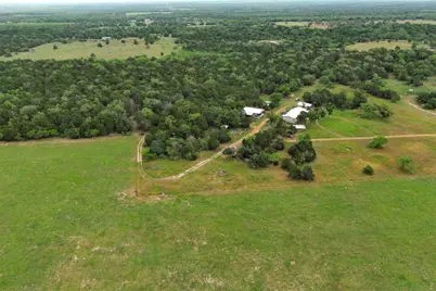 13831 Tx-95 Highway, Flatonia, TX 78941 - Photo 35