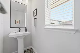 166 Twistleaf Dr, Buda, TX 78610 - Photo 17