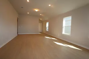 9301 Corvallis Dr, Austin, TX 78747 - Photo 3
