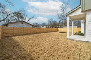 6107 Richardson Ln, Austin, TX 78741 - Photo 25