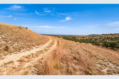 226 S Walnut Springs Road, Johnson City, TX 78636 - Photo 13