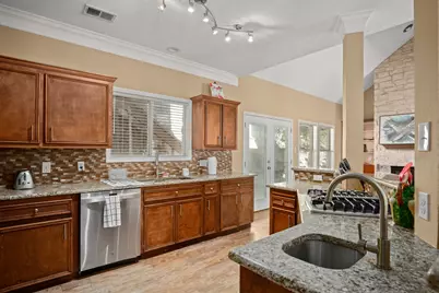 6108 Cape Coral Drive, Austin, TX 78746 - Photo 7