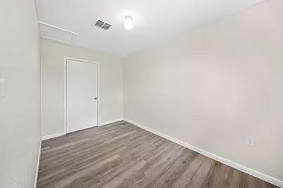 201 930 Private Rd, Taylor, TX 76574 - Photo 19