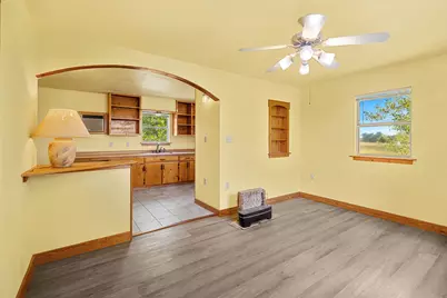 201 930 Private Rd, Taylor, TX 76574 - Photo 31