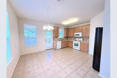 16100 S Great Oaks Drive #302, Round Rock, TX 78681 - Photo 9