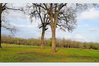 1042 Los Ranchitos Road, Cameron, TX 76567 - Photo 27