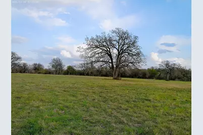 1042 Los Ranchitos Road, Cameron, TX 76567 - Photo 21