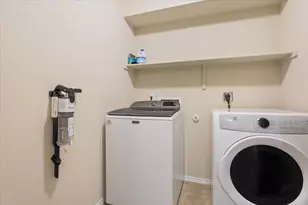 829 Ibis Falls Loop, Jarrell, TX 76537 - Photo 23