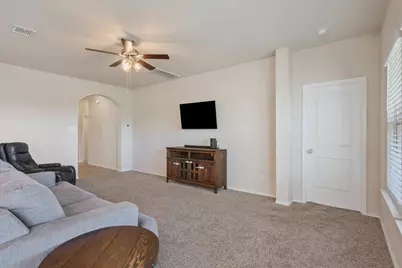 829 Ibis Falls Loop, Jarrell, TX 76537 - Photo 7