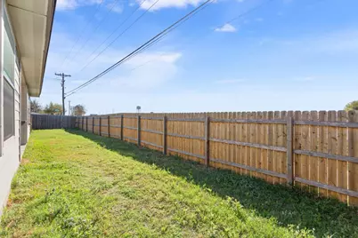 829 Ibis Falls Loop, Jarrell, TX 76537 - Photo 25