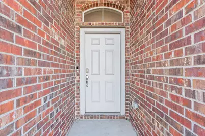 829 Ibis Falls Loop, Jarrell, TX 76537 - Photo 5