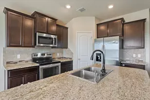 829 Ibis Falls Loop, Jarrell, TX 76537 - Photo 11