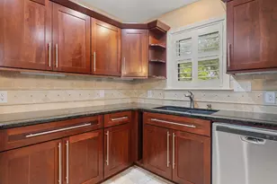 8307 Stillwood Ln, Austin, TX 78757 - Photo 17