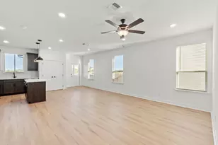 541 Madelines Mdw Ln, Georgetown, TX 78626 - Photo 9