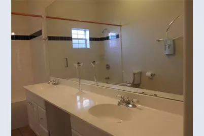 109 W 38th Street #A, Austin, TX 78705 - Photo 9