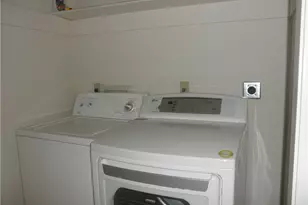 109 W 38th St, Austin, TX 78705 - Photo 15