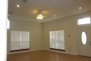 109 W 38th St, Austin, TX 78705 - Photo 13