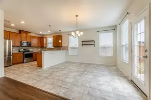 13709 Vigilance St, Manor, TX 78653 - Photo 7