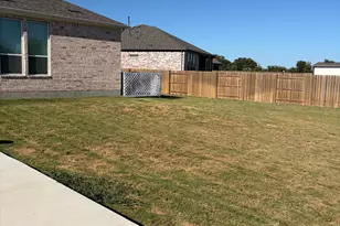 209 Tumbling Creek Run, Kyle, TX 78640 - Photo 5