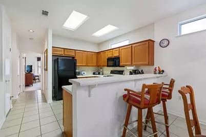 121 Larkspur Lane, Georgetown, TX 78633 - Photo 11