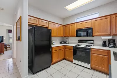 121 Larkspur Lane, Georgetown, TX 78633 - Photo 9