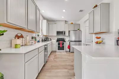 421 Conchillos Drive, Georgetown, TX 78626 - Photo 9