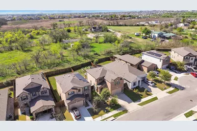421 Conchillos Drive, Georgetown, TX 78626 - Photo 25